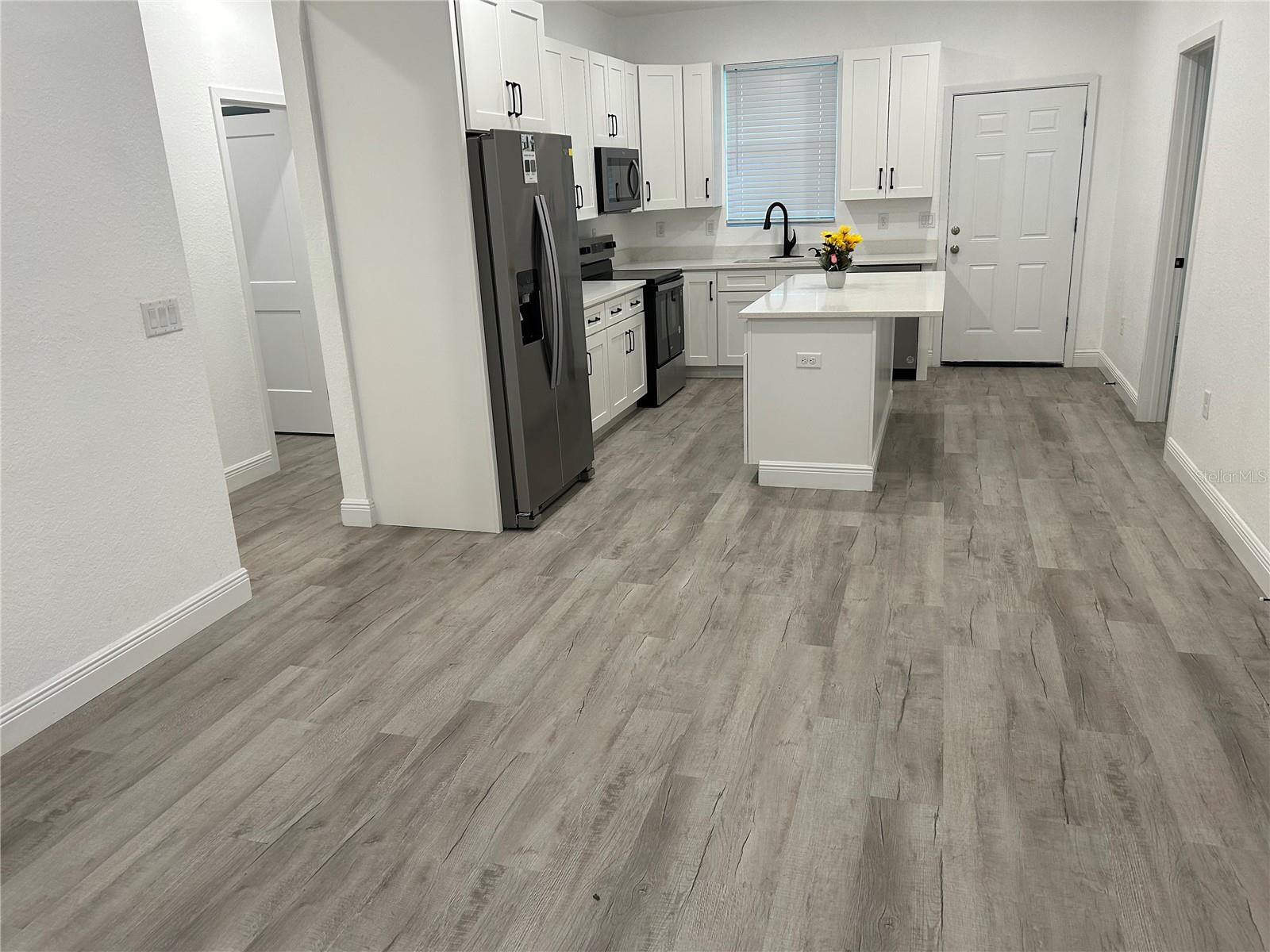 2451 W 18TH ST, SANFORD, FL, 32771