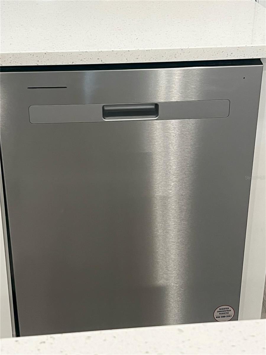 2451 W 18TH ST, SANFORD, FL, 32771