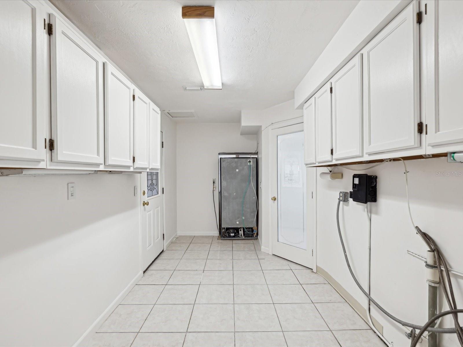 11549 48TH AVE N, ST PETERSBURG, FL, 33708