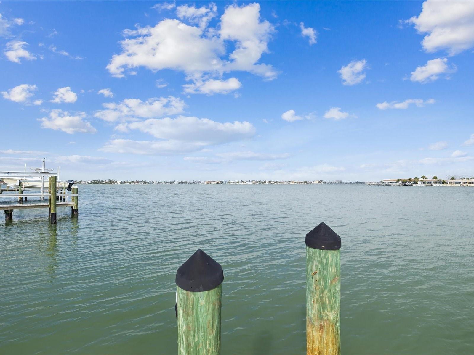 11549 48TH AVE N, ST PETERSBURG, FL, 33708