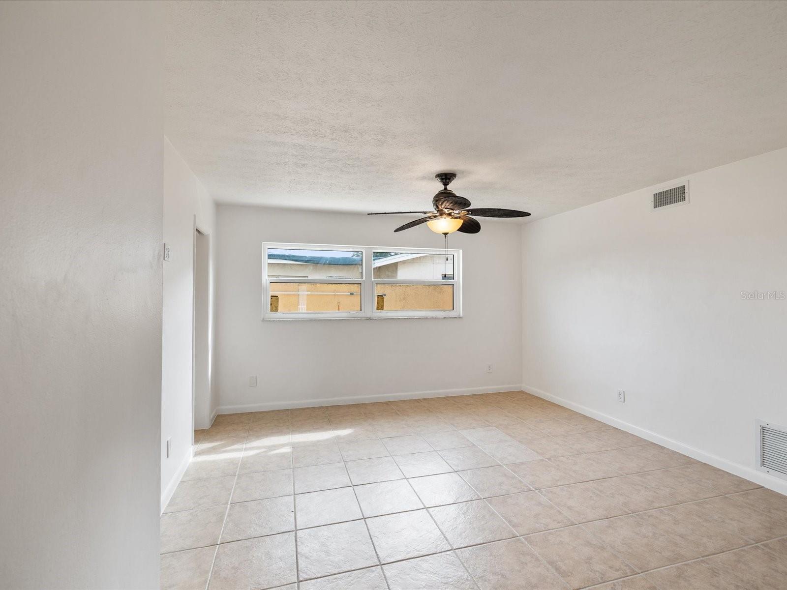 11549 48TH AVE N, ST PETERSBURG, FL, 33708