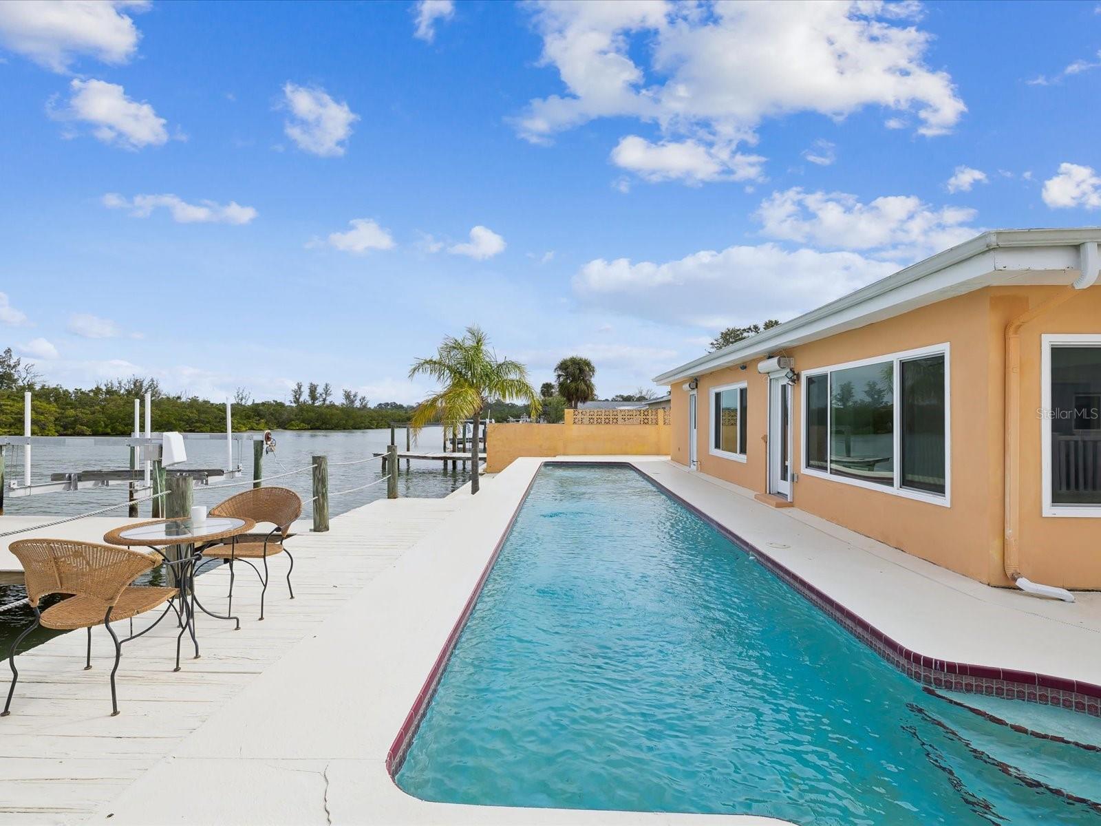 11549 48TH AVE N, ST PETERSBURG, FL, 33708