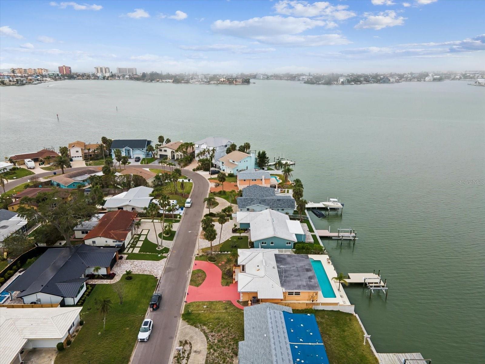 11549 48TH AVE N, ST PETERSBURG, FL, 33708