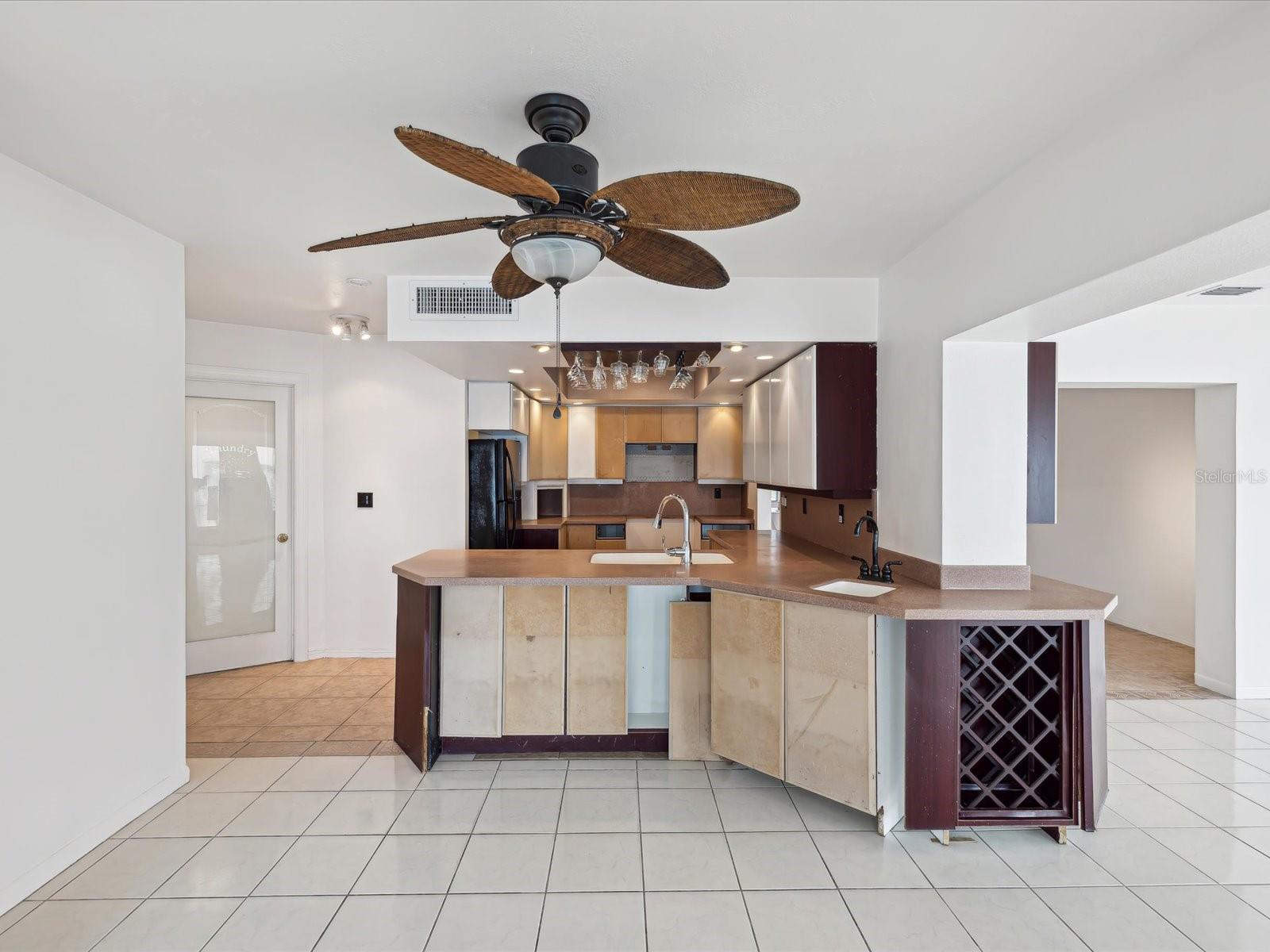 11549 48TH AVE N, ST PETERSBURG, FL, 33708