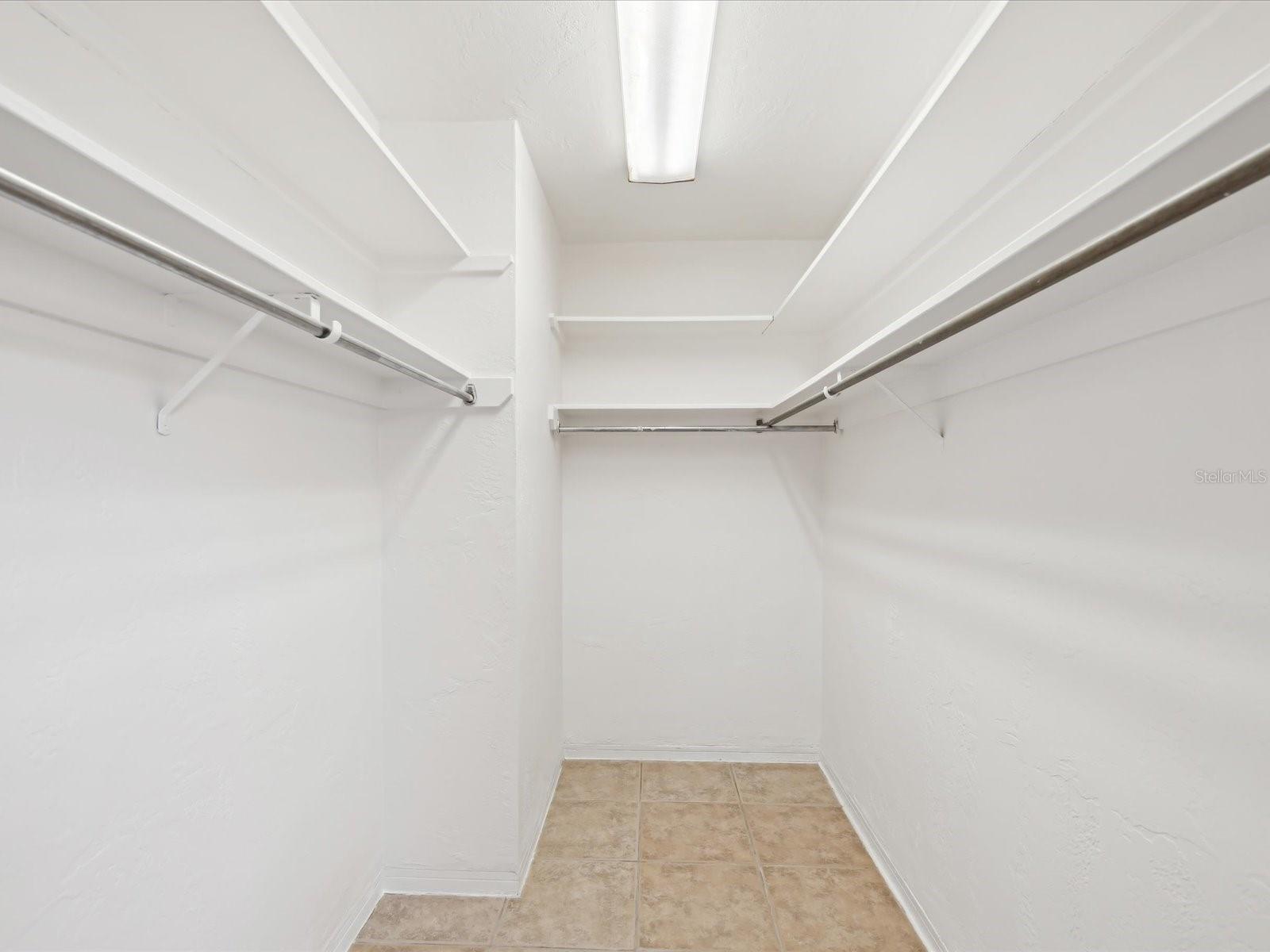 11549 48TH AVE N, ST PETERSBURG, FL, 33708