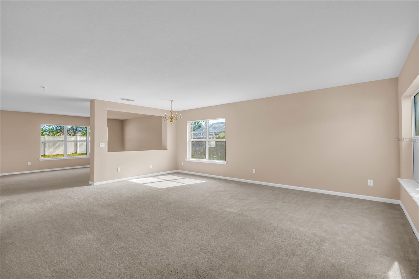 29 LOUISVILLE DR, PALM COAST, FL, 32137