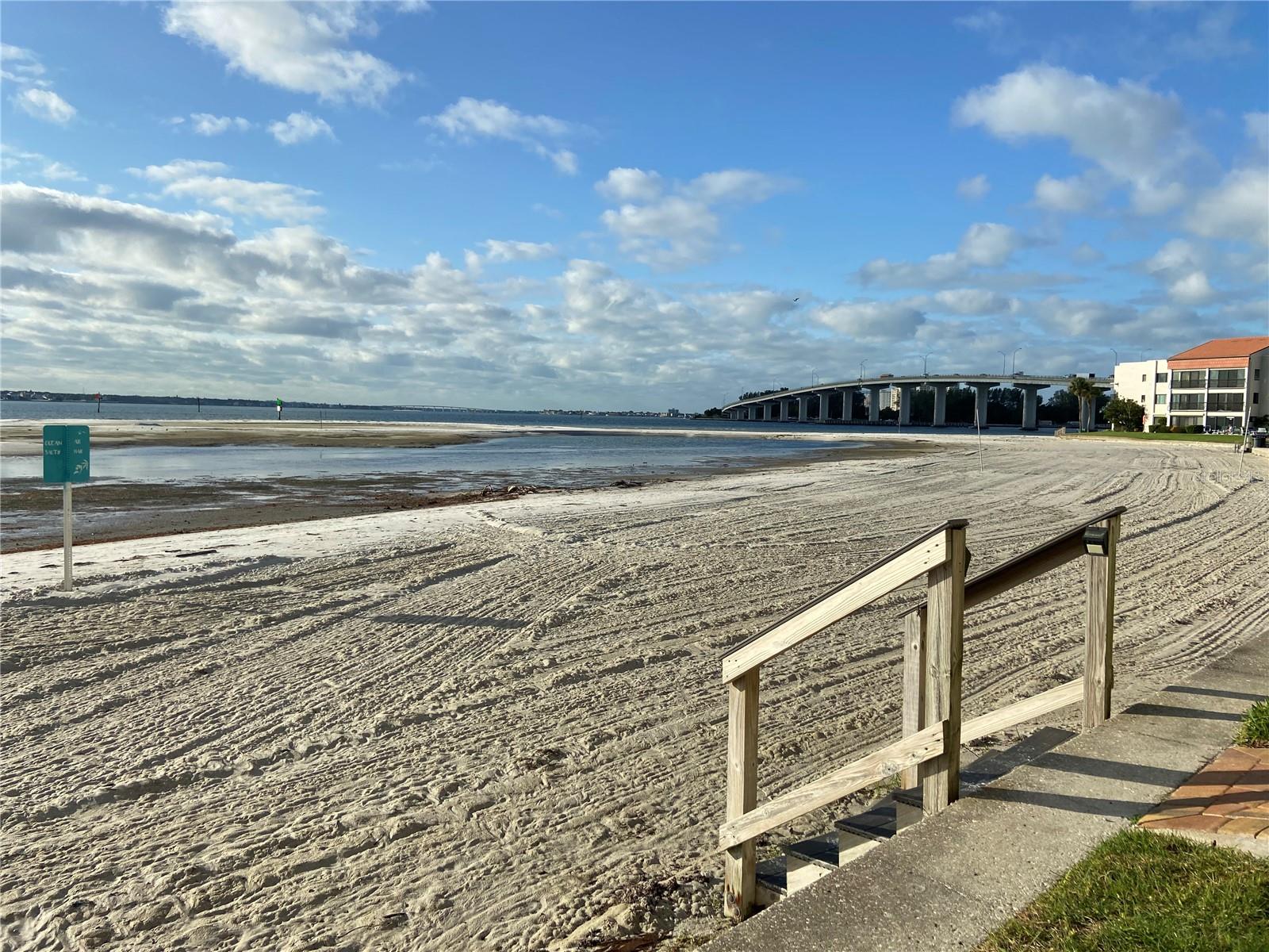 851 BAYWAY BLVD #606, CLEARWATER BEACH, FL, 33767