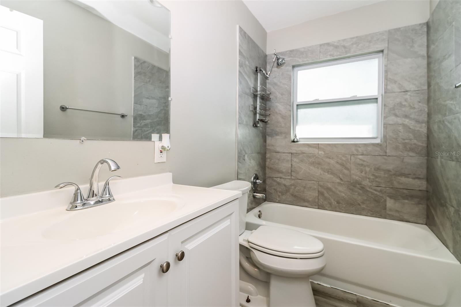 1453 THAMES LN, CLEARWATER, FL, 33755