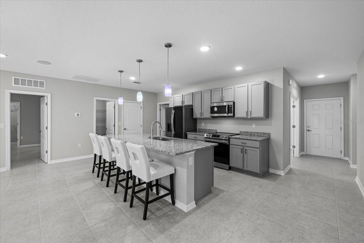 197 PARKVIEW DR, PALM COAST, FL, 32164