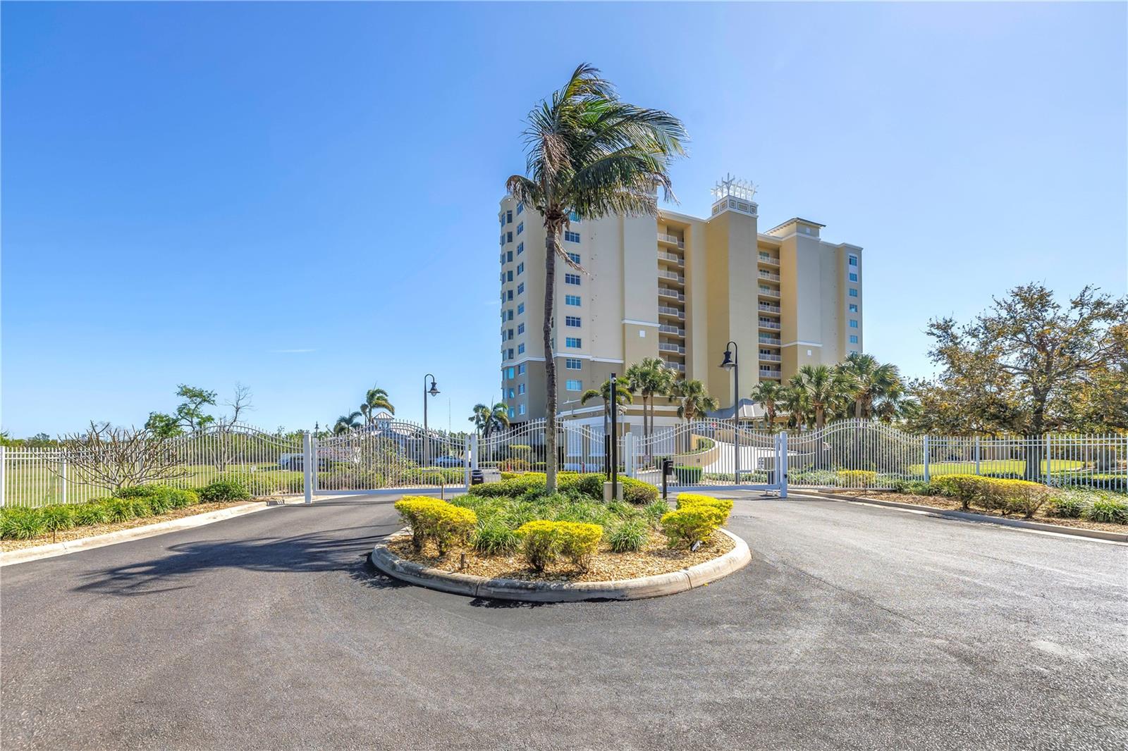 10851 MANGROVE CAY LN NE #714, ST PETERSBURG, FL, 33716