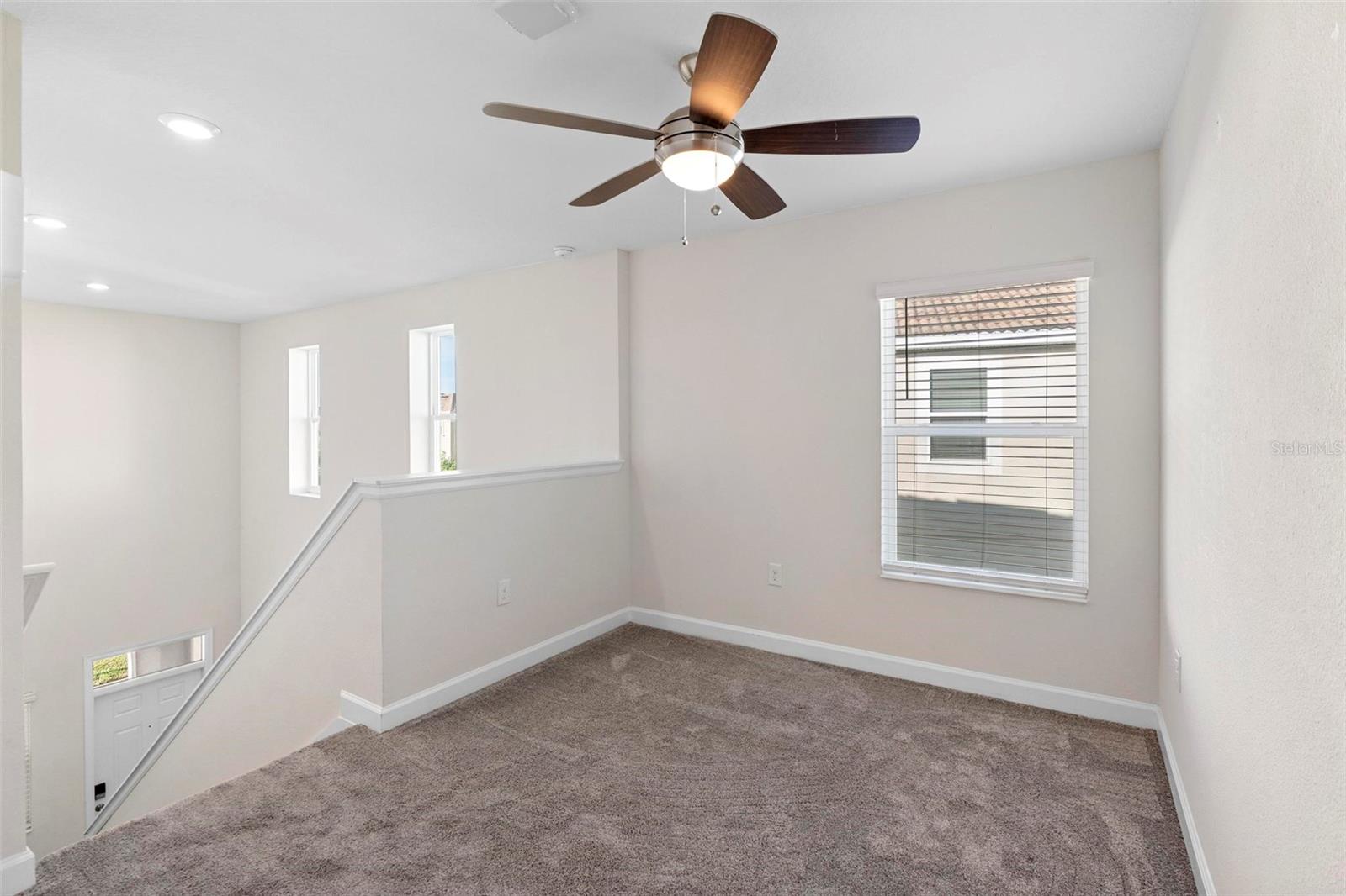 1033 BLACKWOLF RUN RD, DAVENPORT, FL, 33896