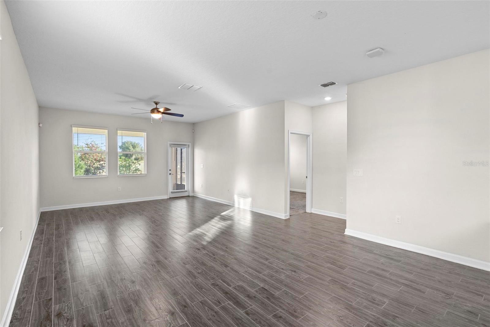 1033 BLACKWOLF RUN RD, DAVENPORT, FL, 33896