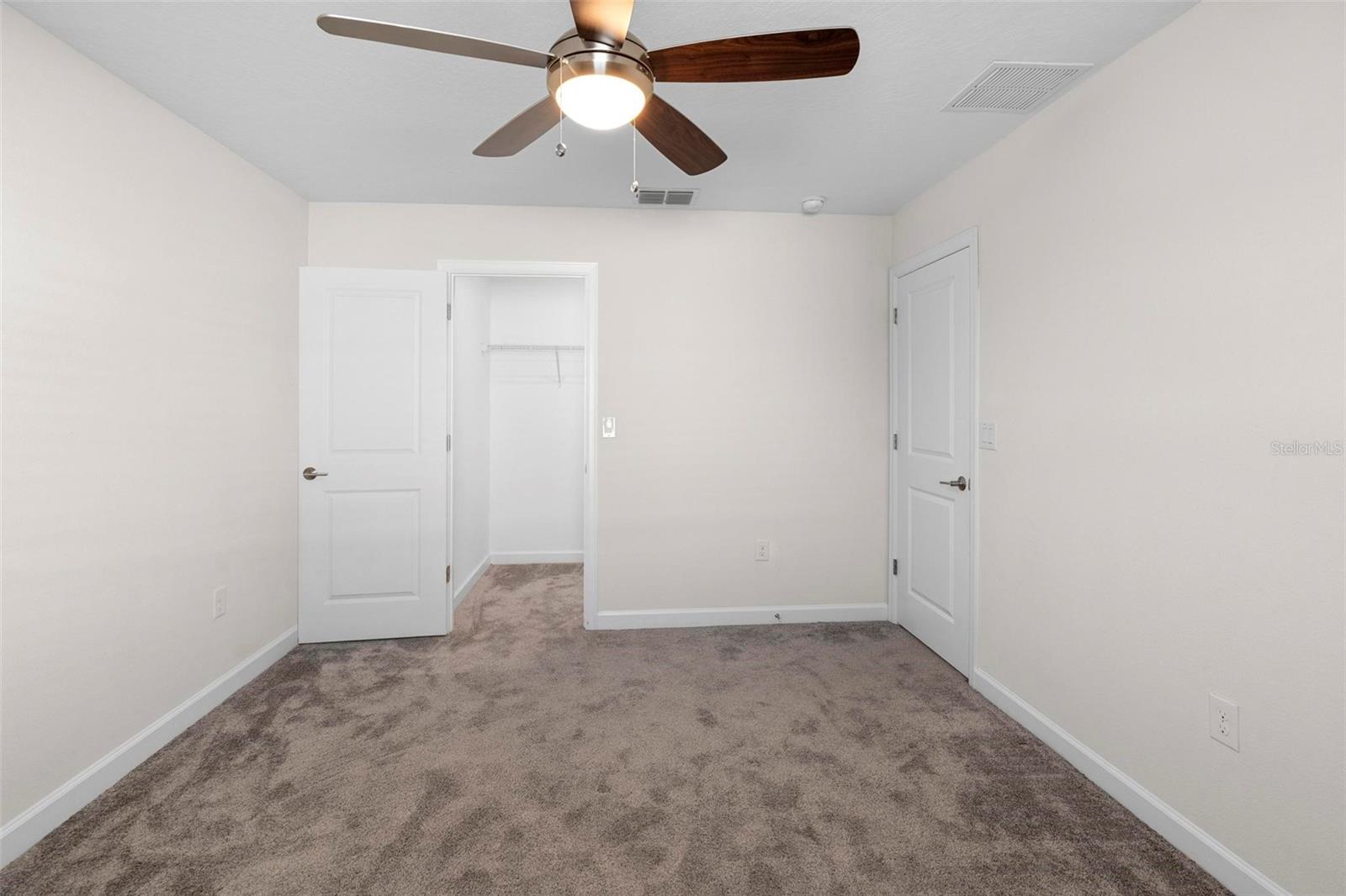 1033 BLACKWOLF RUN RD, DAVENPORT, FL, 33896