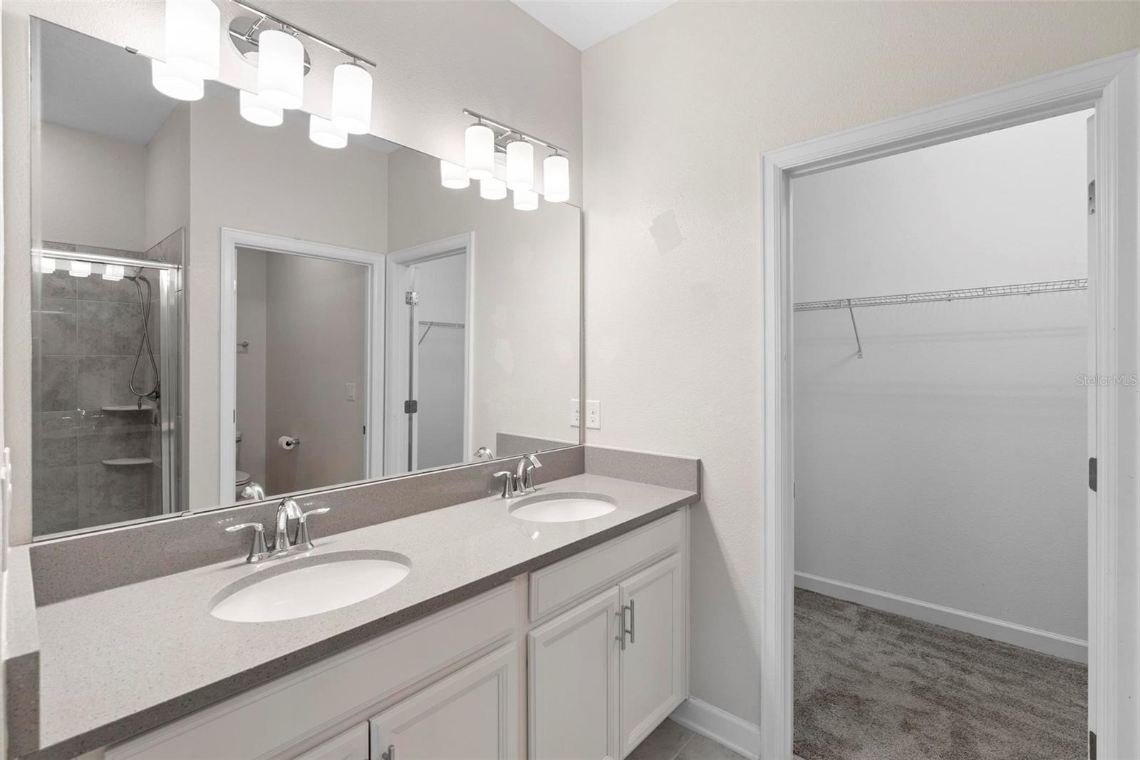 1033 BLACKWOLF RUN RD, DAVENPORT, FL, 33896