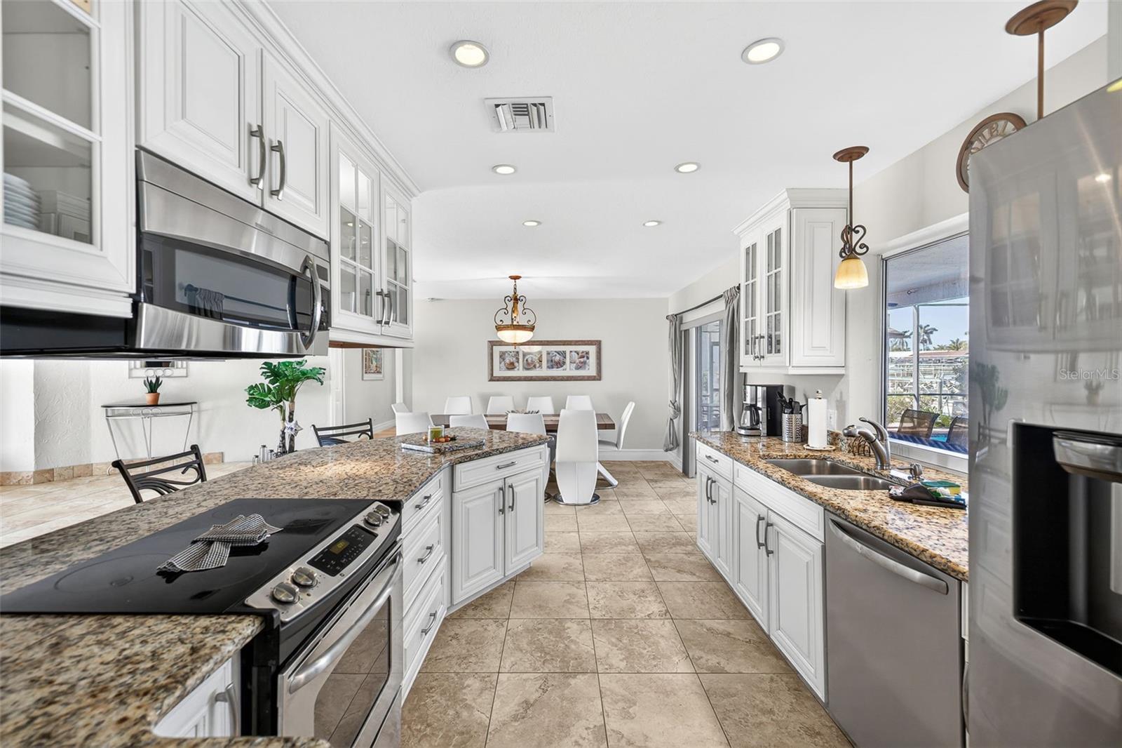 5332 SW 11TH PL, CAPE CORAL, FL, 33914