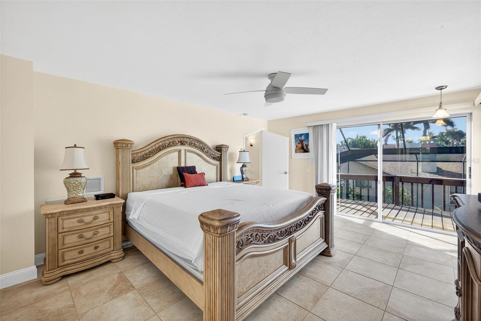 5332 SW 11TH PL, CAPE CORAL, FL, 33914