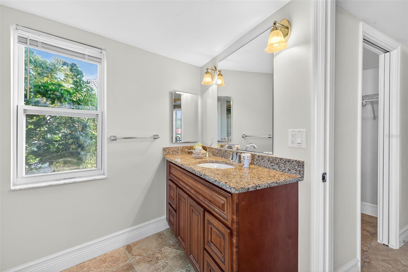 5332 SW 11TH PL, CAPE CORAL, FL, 33914