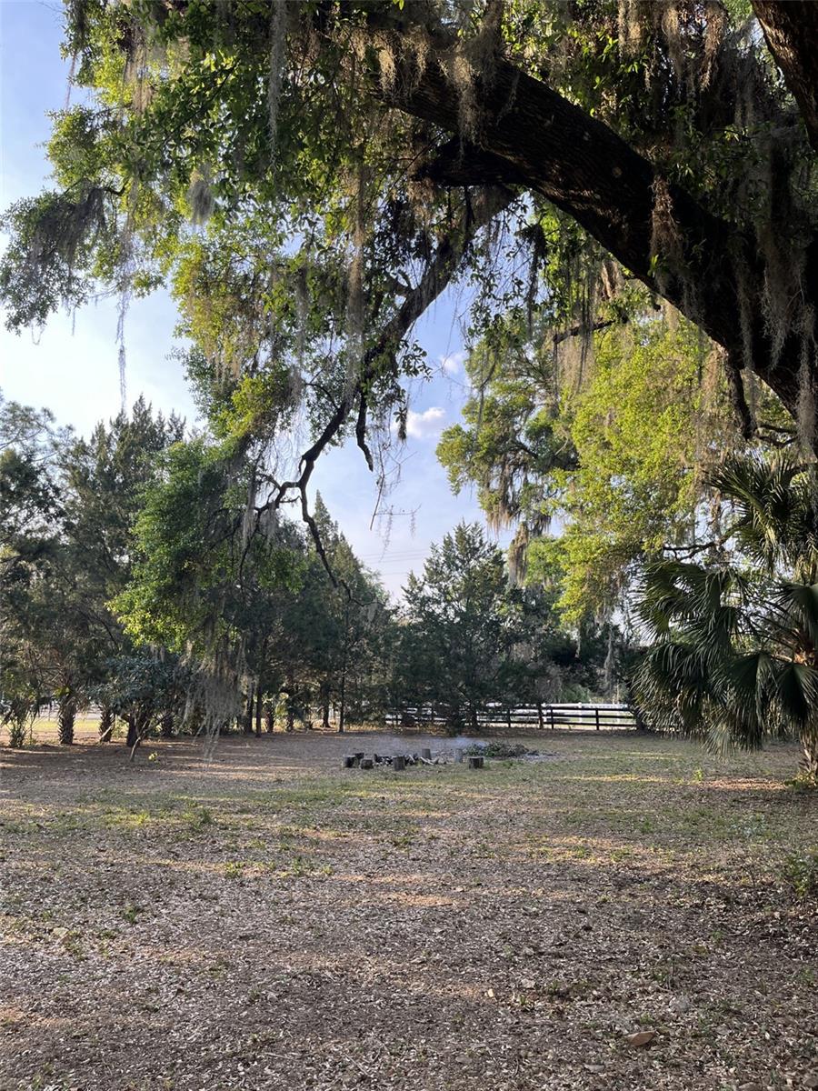 18700 RAVENSWOOD RD, ALTOONA, FL, 32702