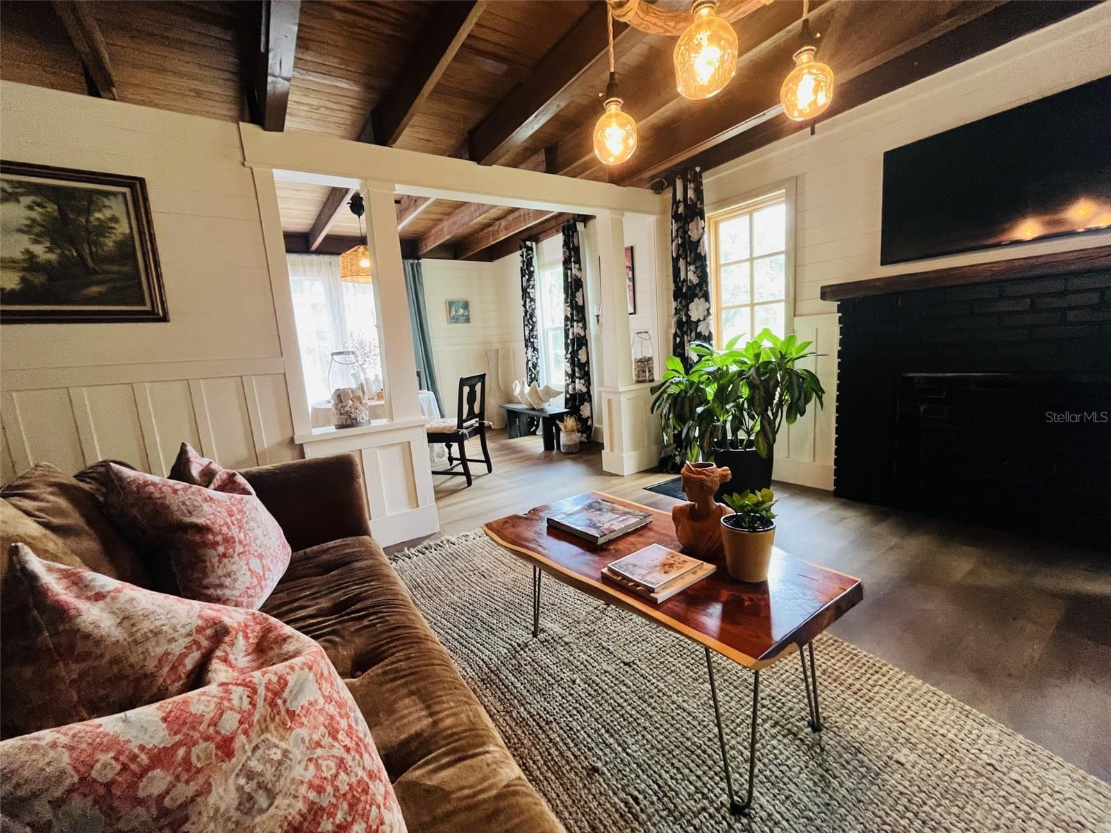 18700 RAVENSWOOD RD, ALTOONA, FL, 32702