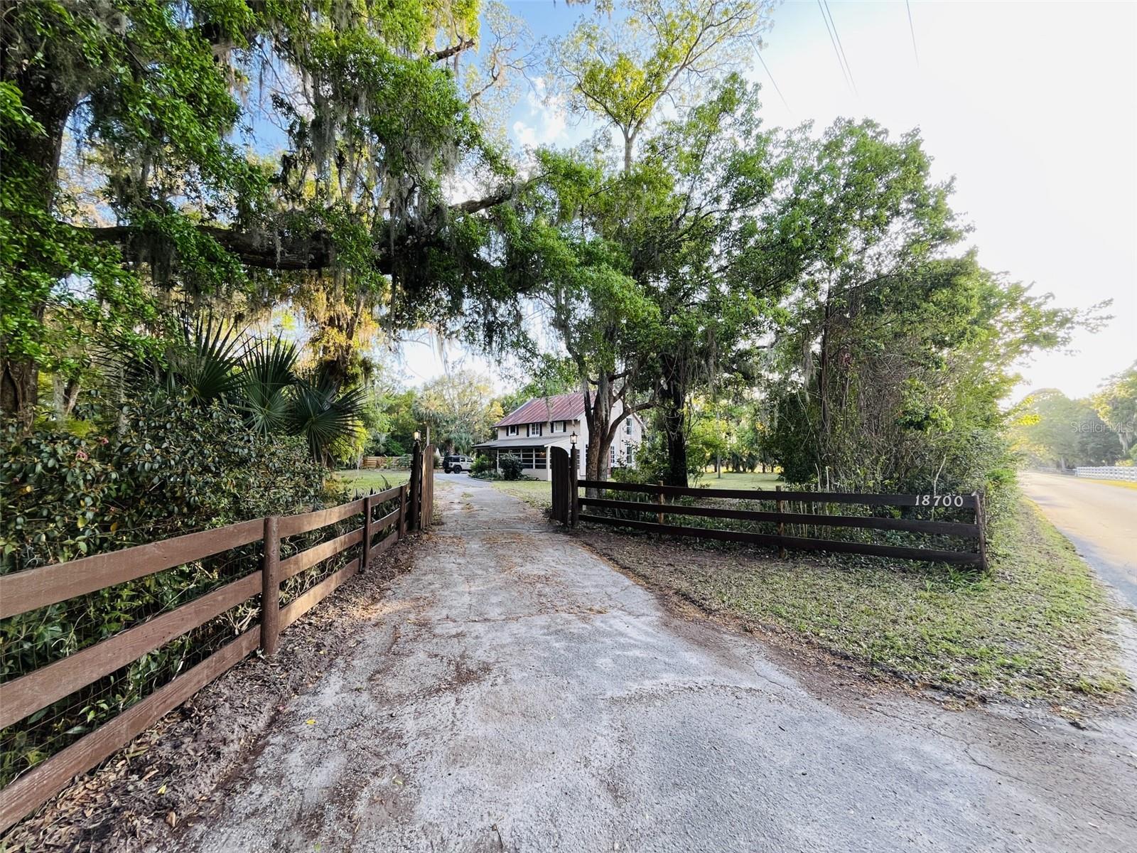 18700 RAVENSWOOD RD, ALTOONA, FL, 32702