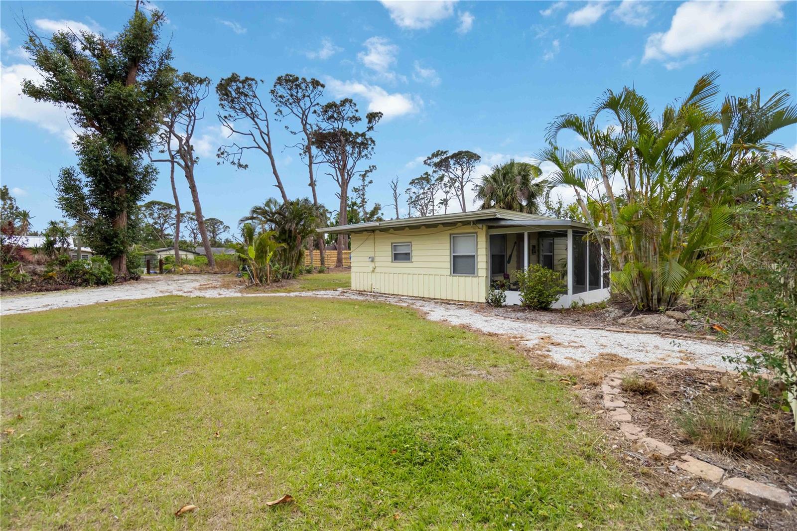 212 GULF AVE, NOKOMIS, FL, 34275
