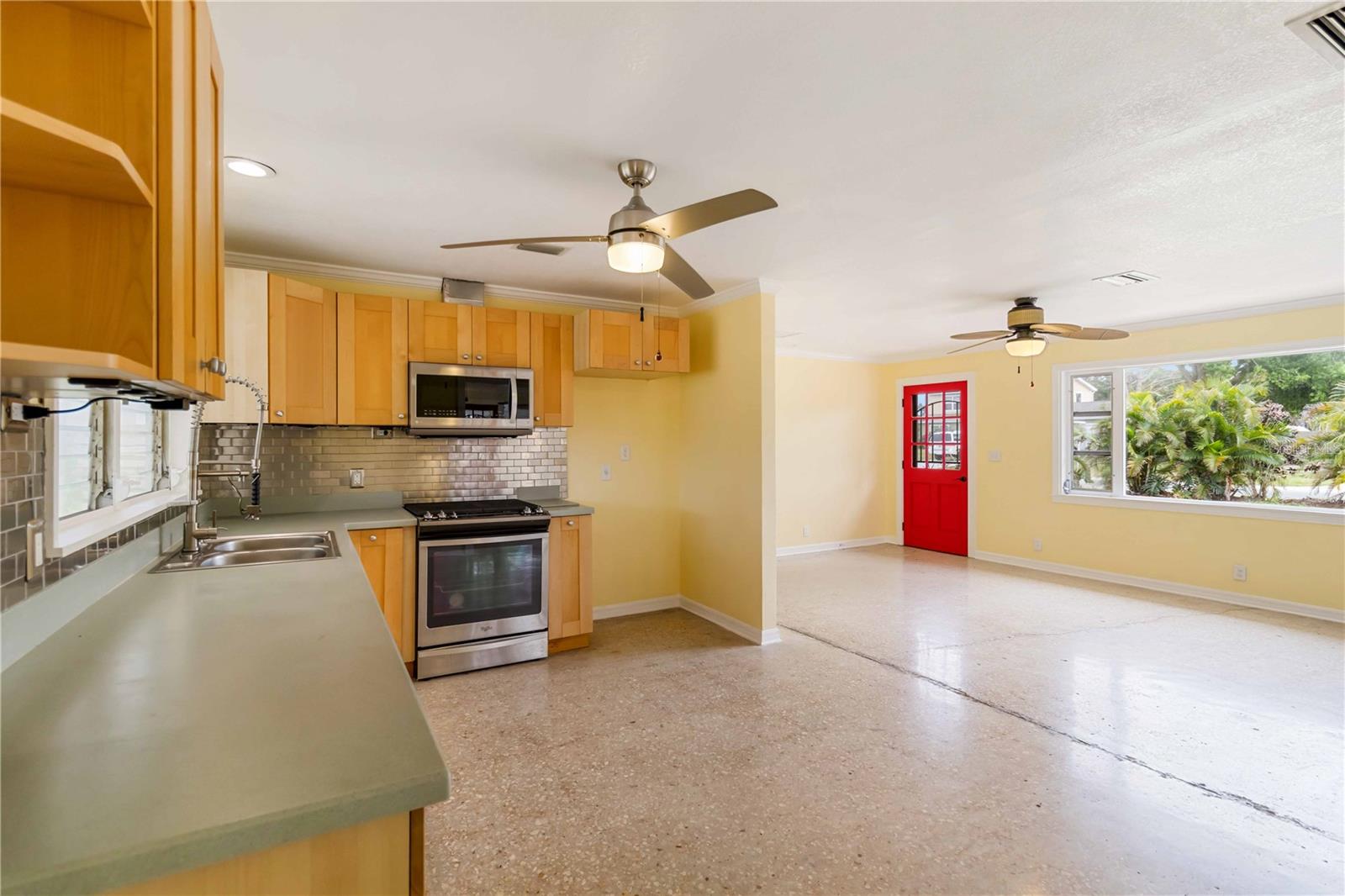 217 PALM AVE E, NOKOMIS, FL, 34275