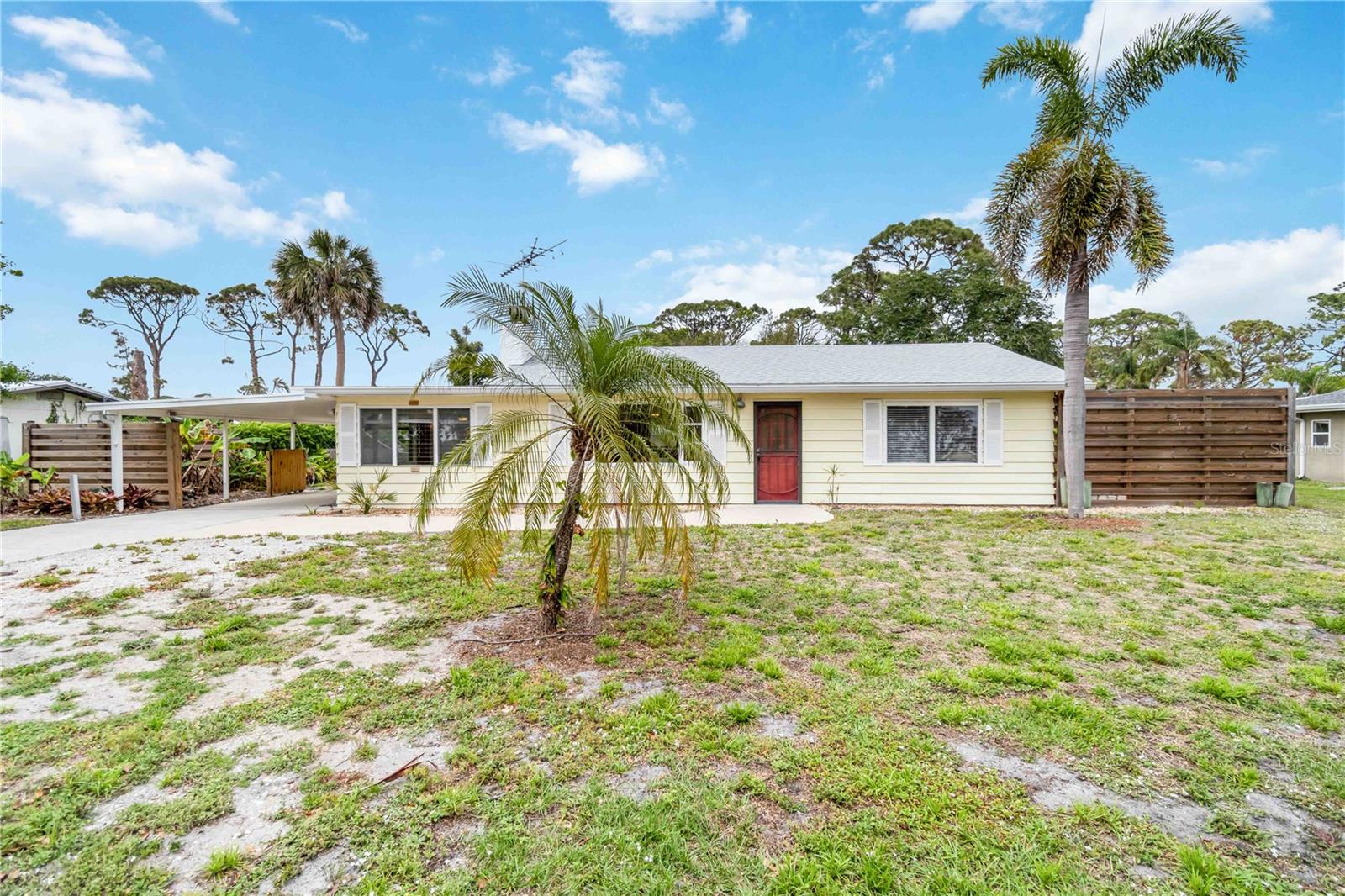 217 PALM AVE E, NOKOMIS, FL, 34275