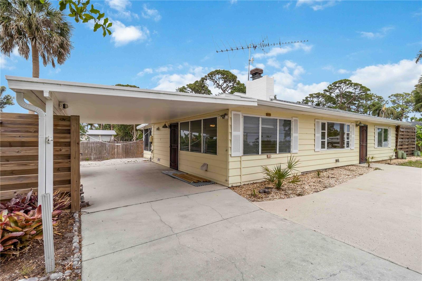 217 PALM AVE E, NOKOMIS, FL, 34275
