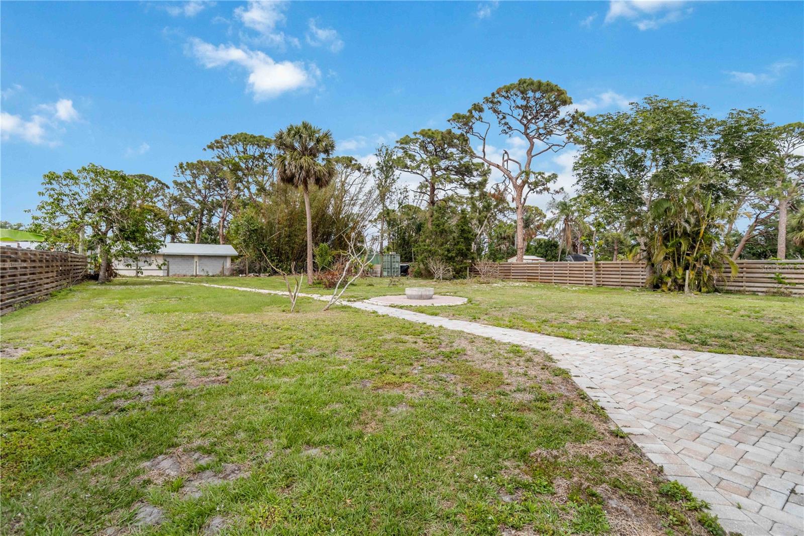 217 PALM AVE E, NOKOMIS, FL, 34275