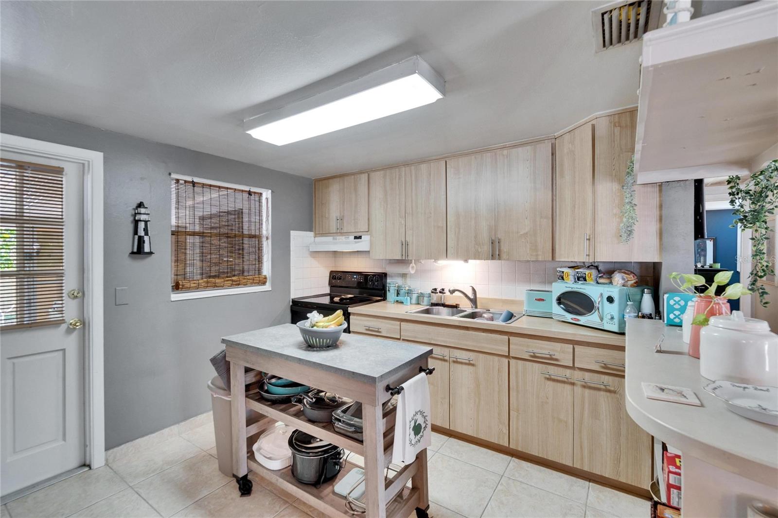 1655 OWEN DR, CLEARWATER, FL, 33759