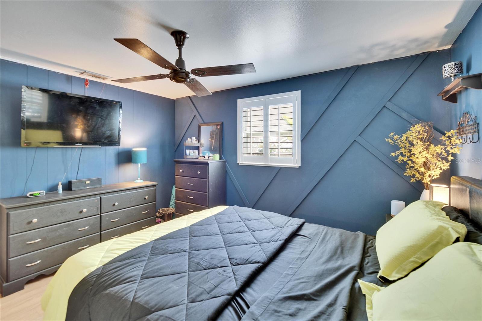 1655 OWEN DR, CLEARWATER, FL, 33759