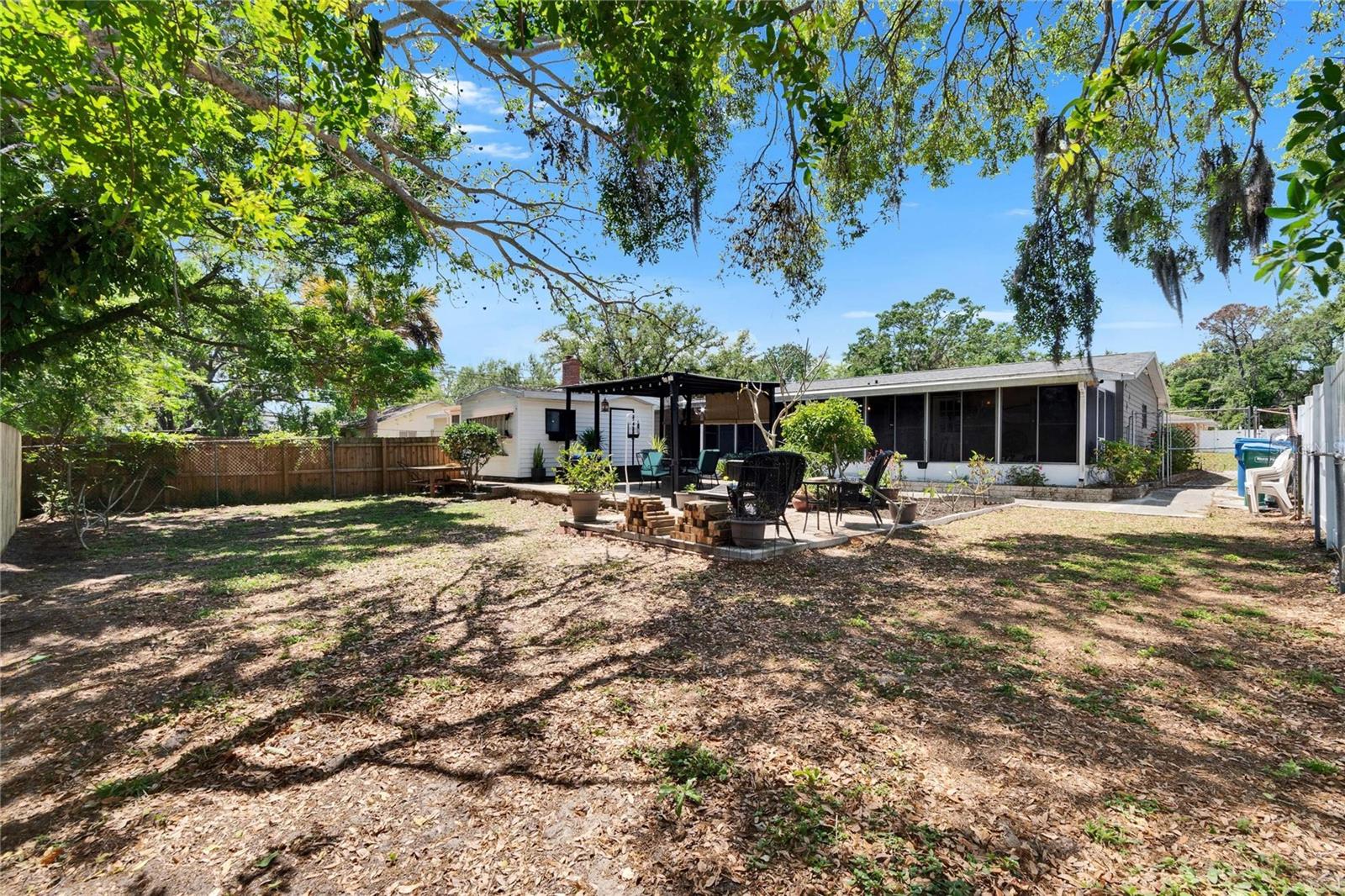 1655 OWEN DR, CLEARWATER, FL, 33759