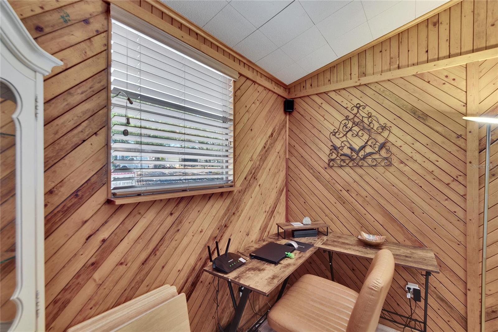 1655 OWEN DR, CLEARWATER, FL, 33759