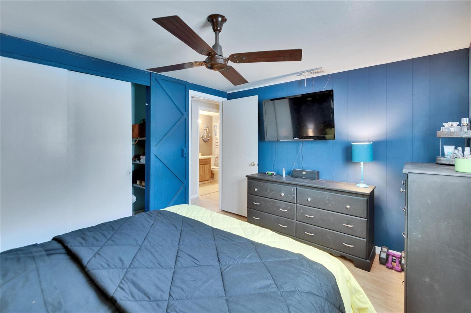 1655 OWEN DR, CLEARWATER, FL, 33759