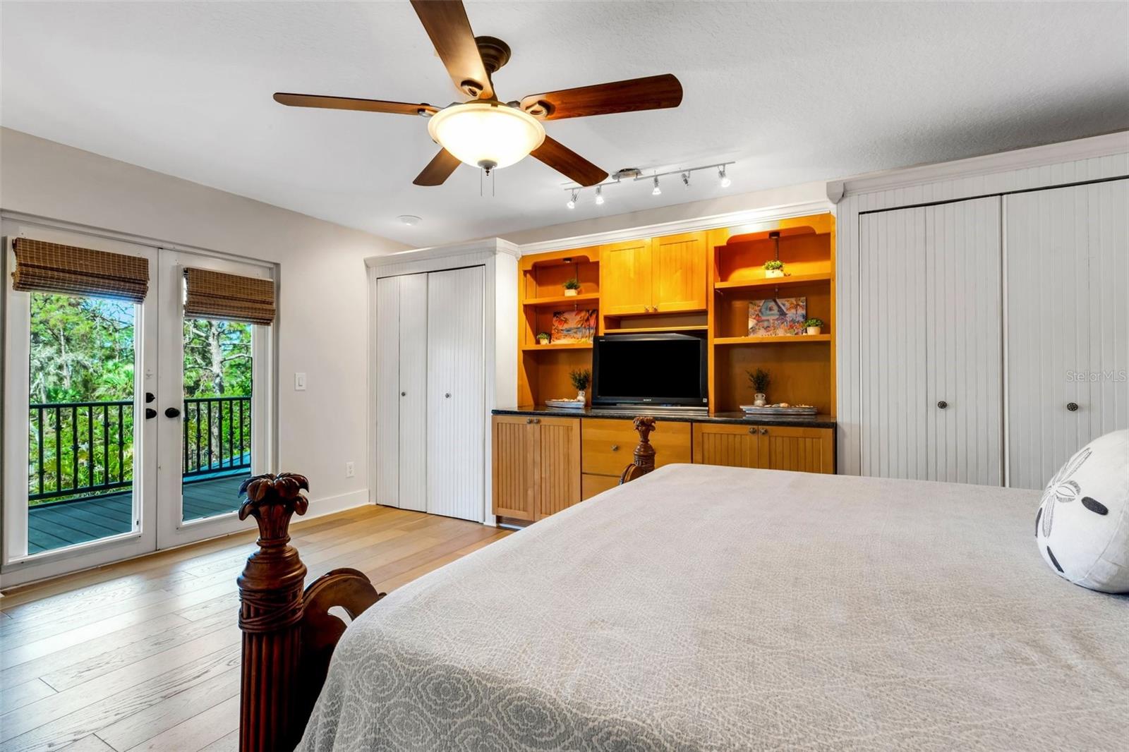 1657 BAYSHORE DR, ENGLEWOOD, FL, 34223
