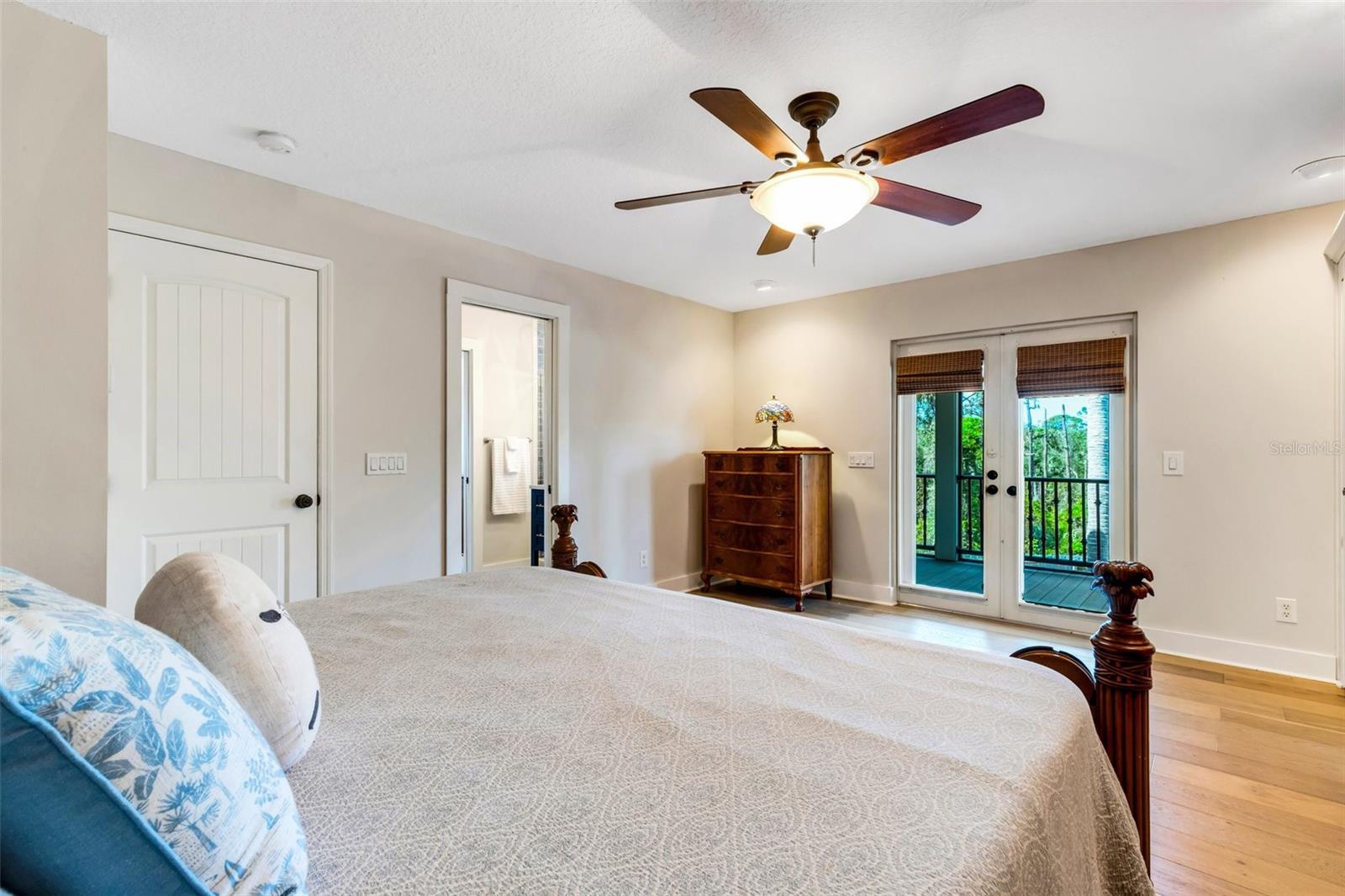1657 BAYSHORE DR, ENGLEWOOD, FL, 34223
