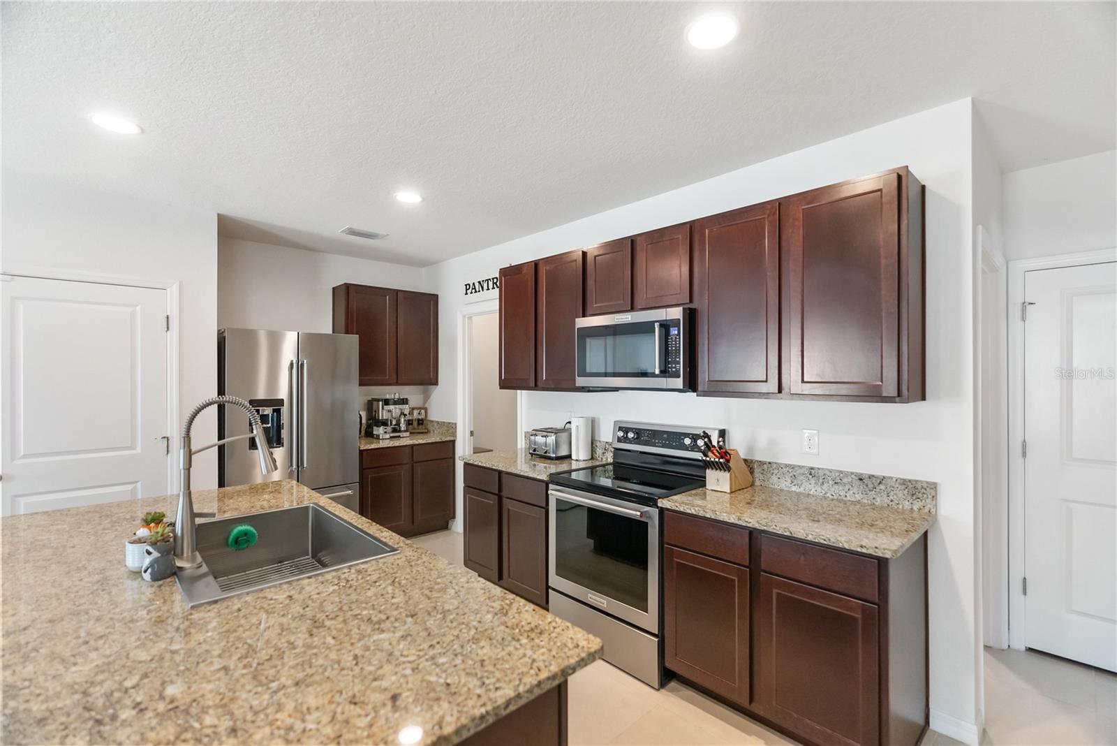 5868 CALLA LILLY DR, SARASOTA, FL, 34232