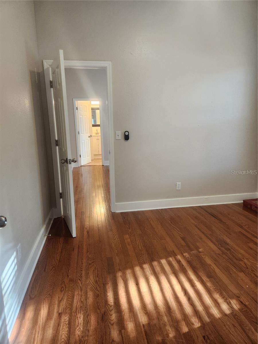 1923 W PINE ST, TAMPA, FL, 33607