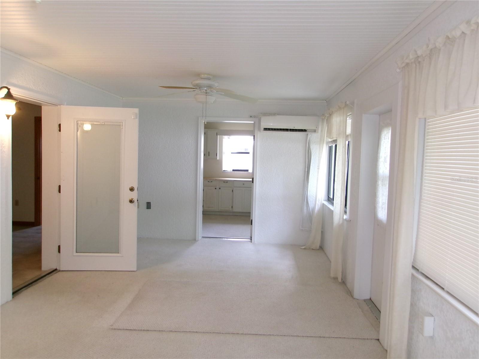 26225 TROON AVE, MOUNT PLYMOUTH, FL, 32776