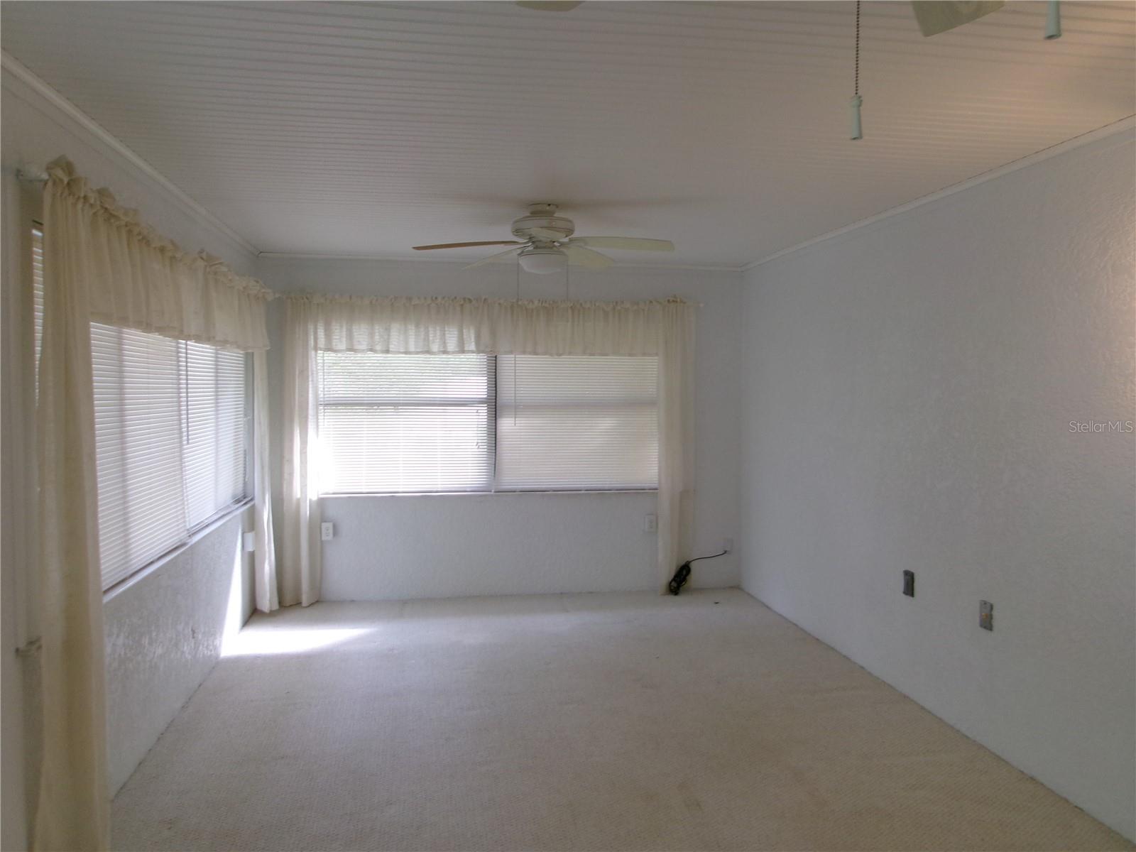 26225 TROON AVE, MOUNT PLYMOUTH, FL, 32776