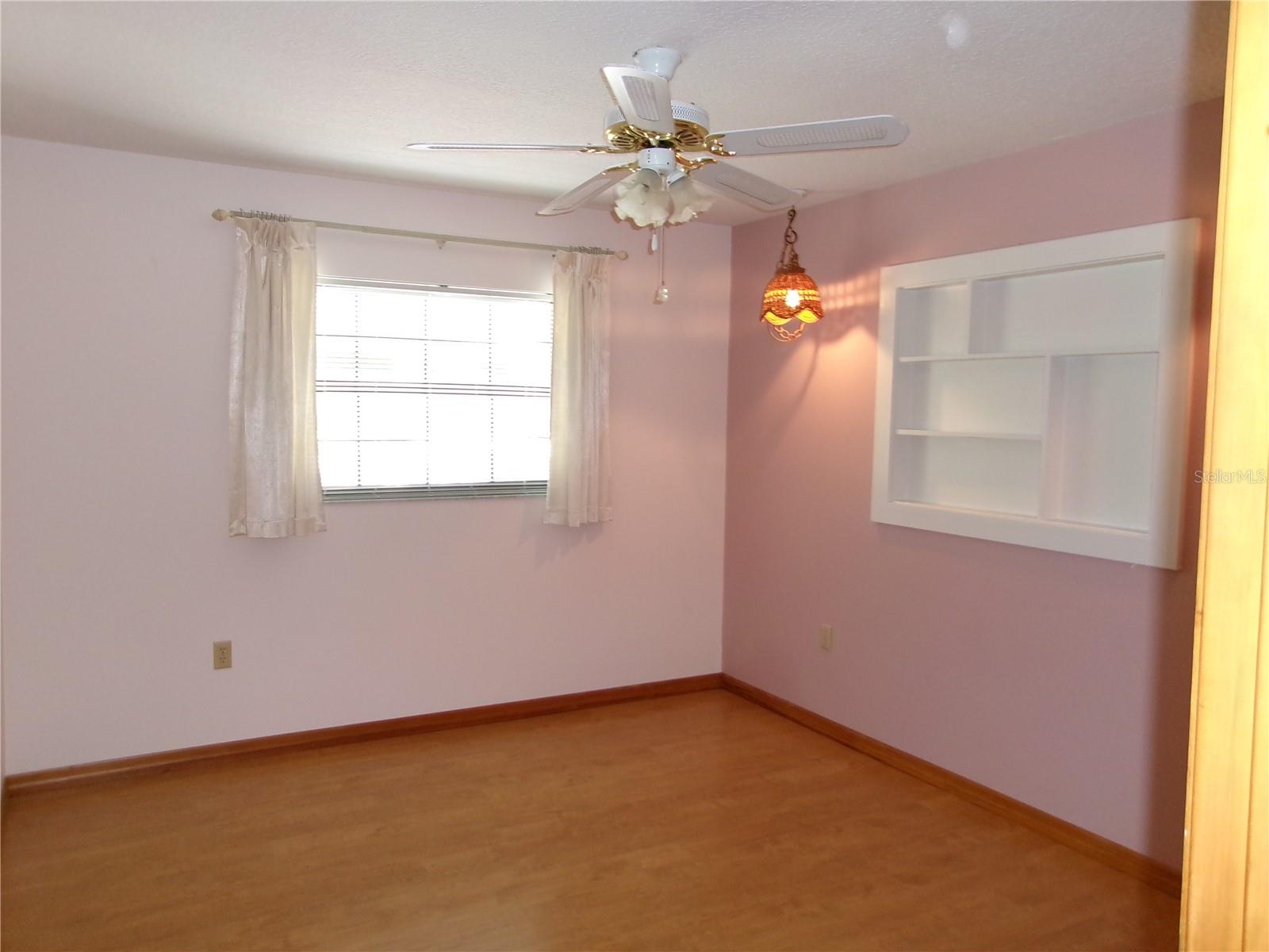 26225 TROON AVE, MOUNT PLYMOUTH, FL, 32776