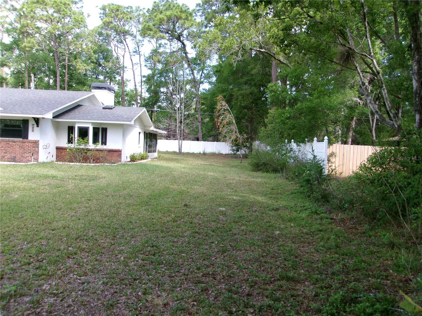26225 TROON AVE, MOUNT PLYMOUTH, FL, 32776