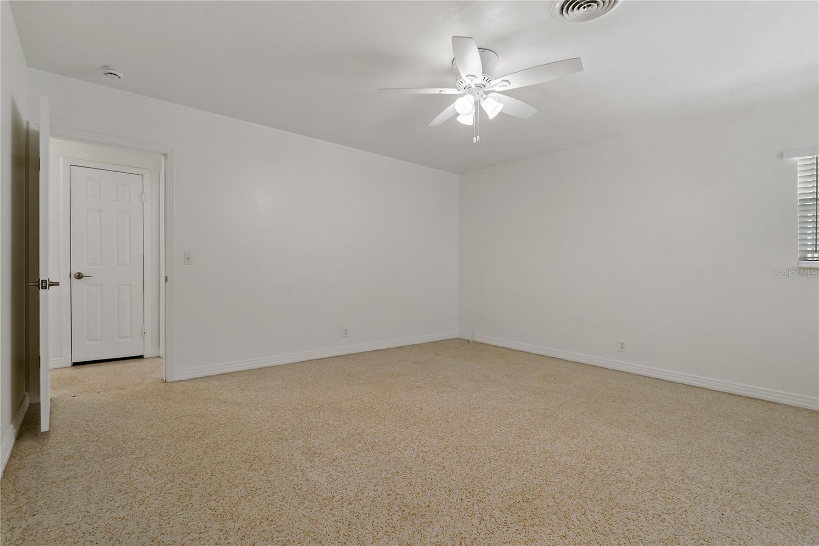 2485 BELVOIR BLVD, SARASOTA, FL, 34237