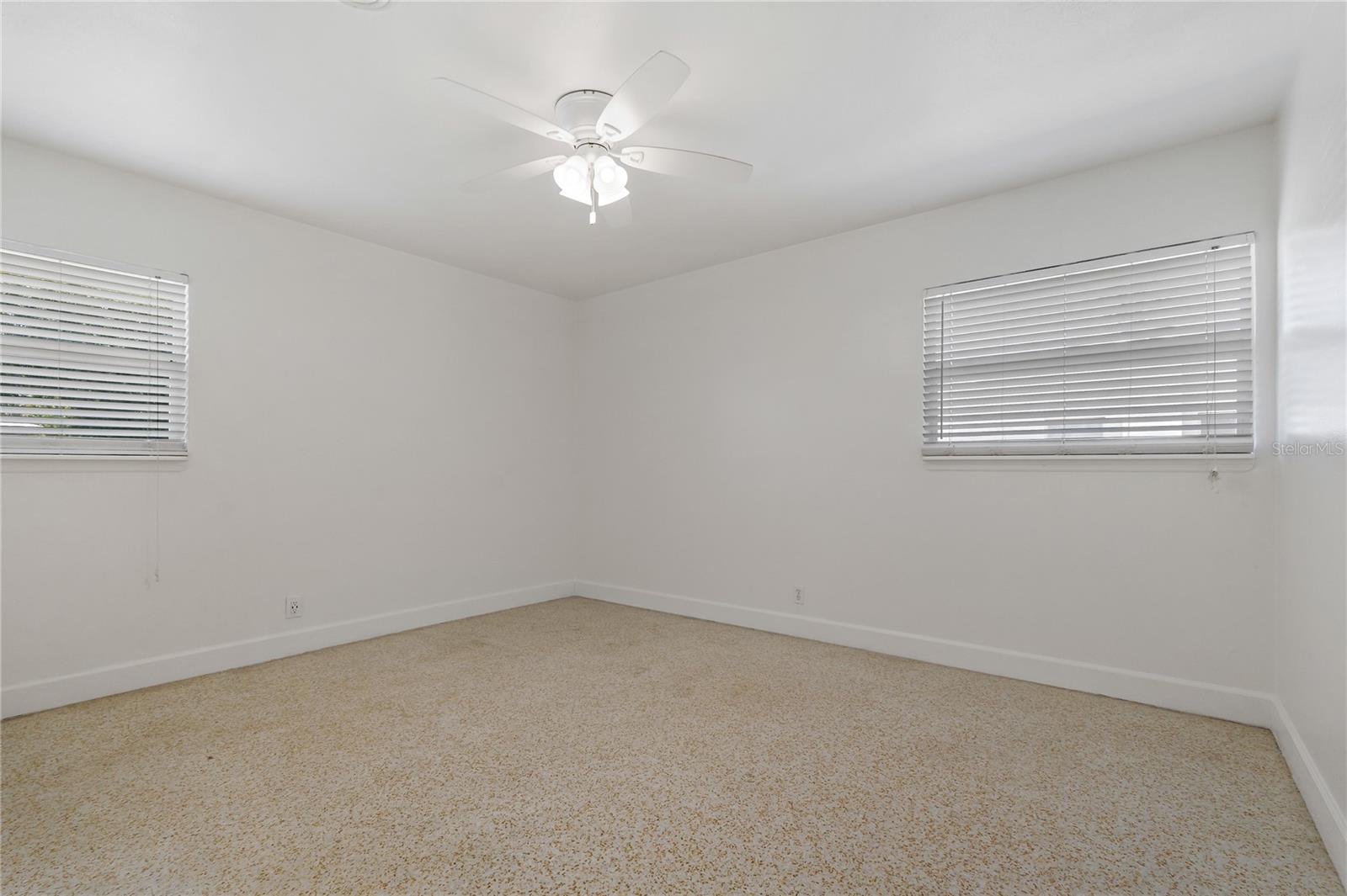 2485 BELVOIR BLVD, SARASOTA, FL, 34237