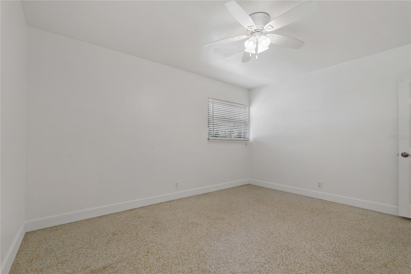 2485 BELVOIR BLVD, SARASOTA, FL, 34237