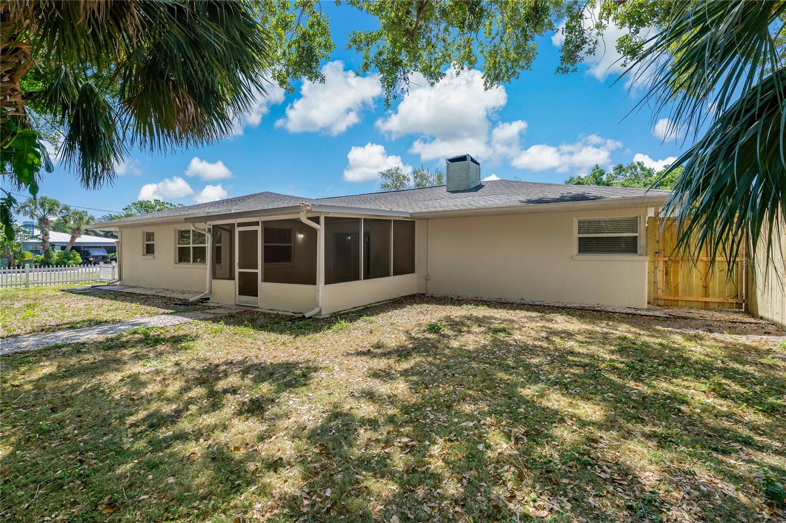 2485 BELVOIR BLVD, SARASOTA, FL, 34237