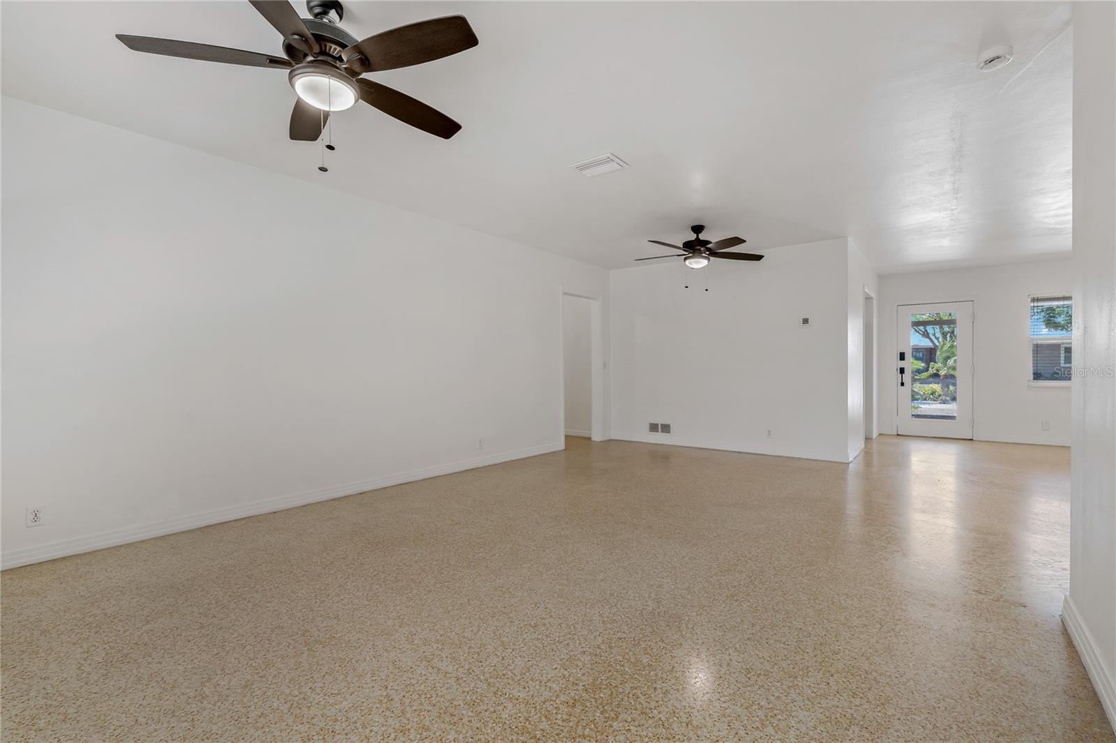 2485 BELVOIR BLVD, SARASOTA, FL, 34237