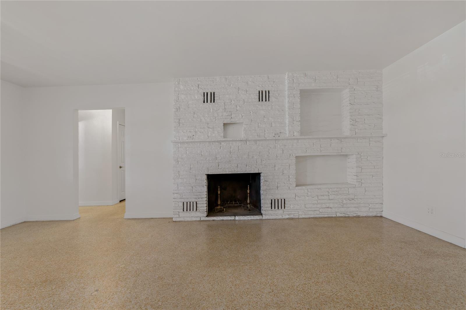 2485 BELVOIR BLVD, SARASOTA, FL, 34237