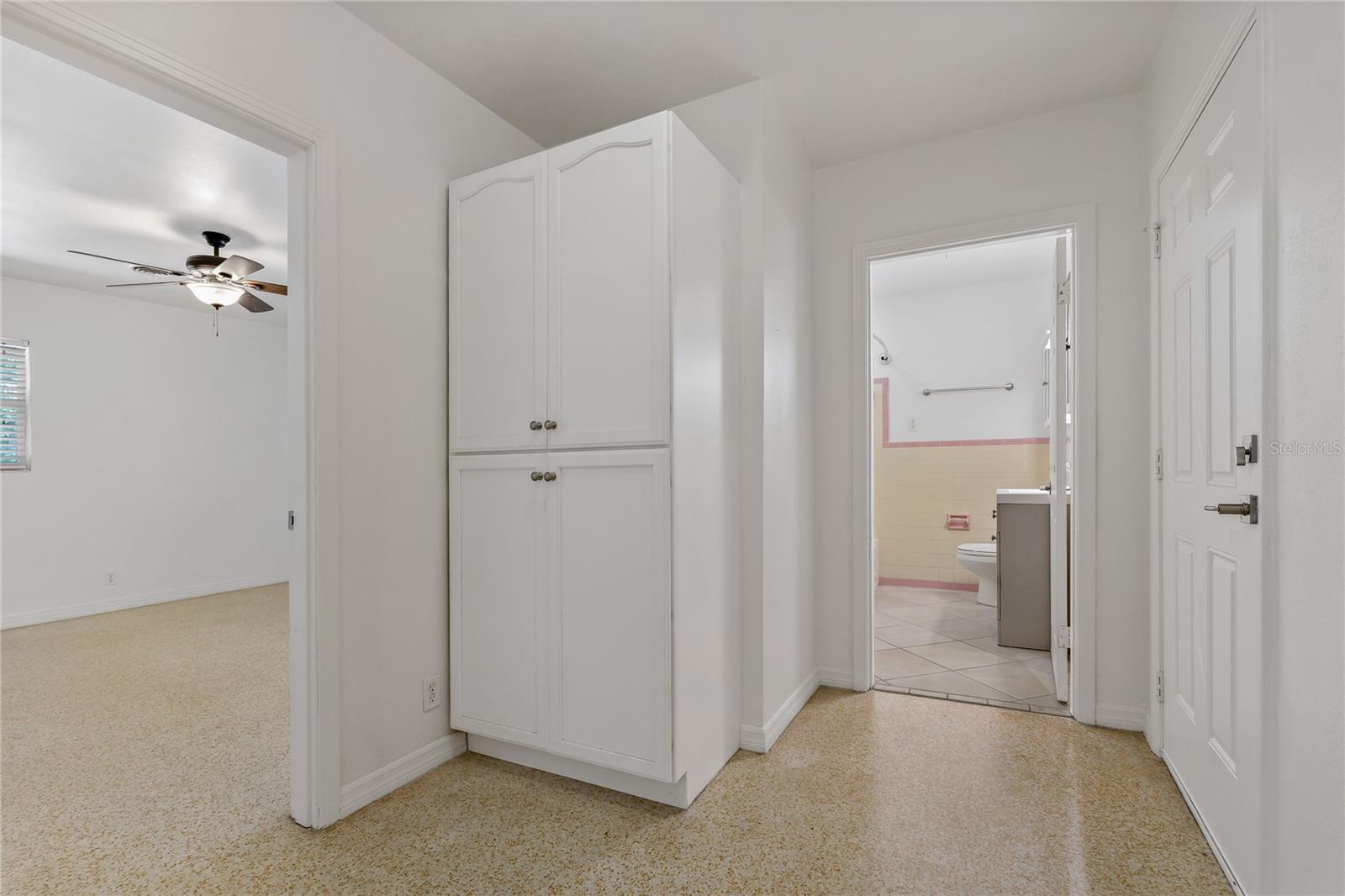 2485 BELVOIR BLVD, SARASOTA, FL, 34237