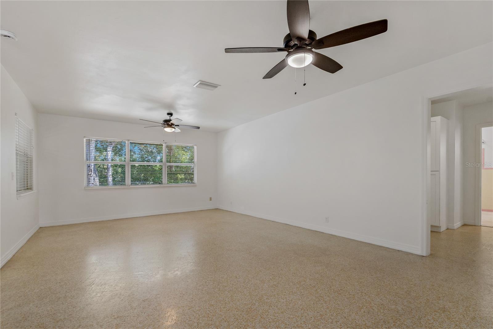 2485 BELVOIR BLVD, SARASOTA, FL, 34237